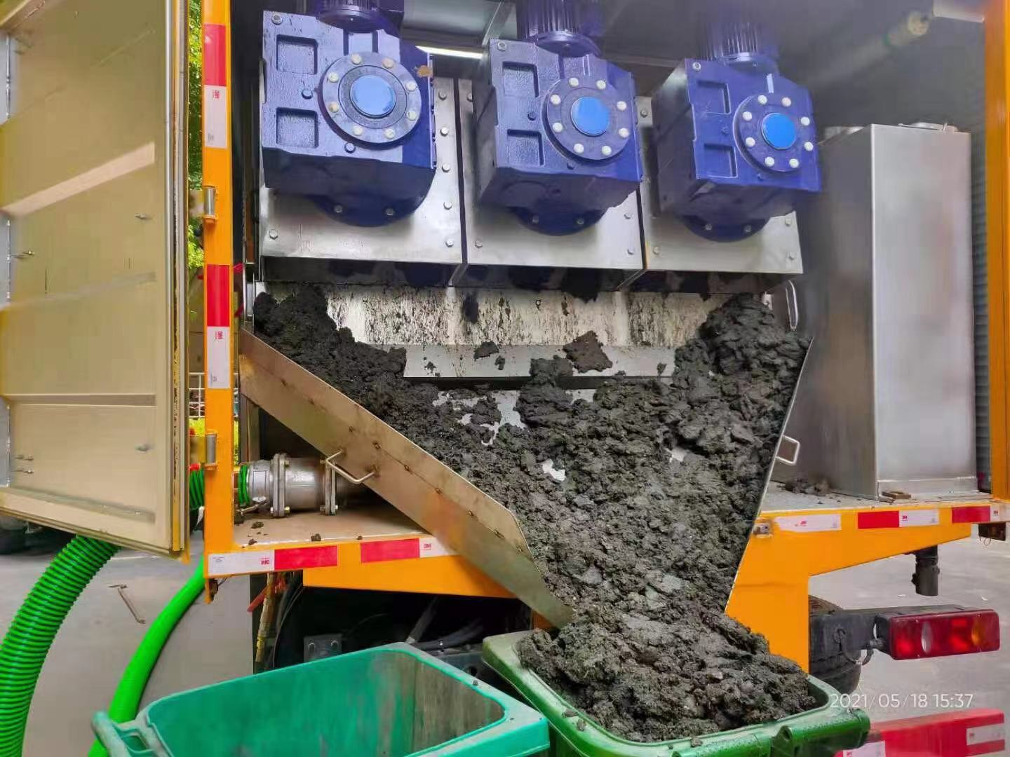 永兴化粪池清掏城市维护站-泥浆净化干湿分离处理